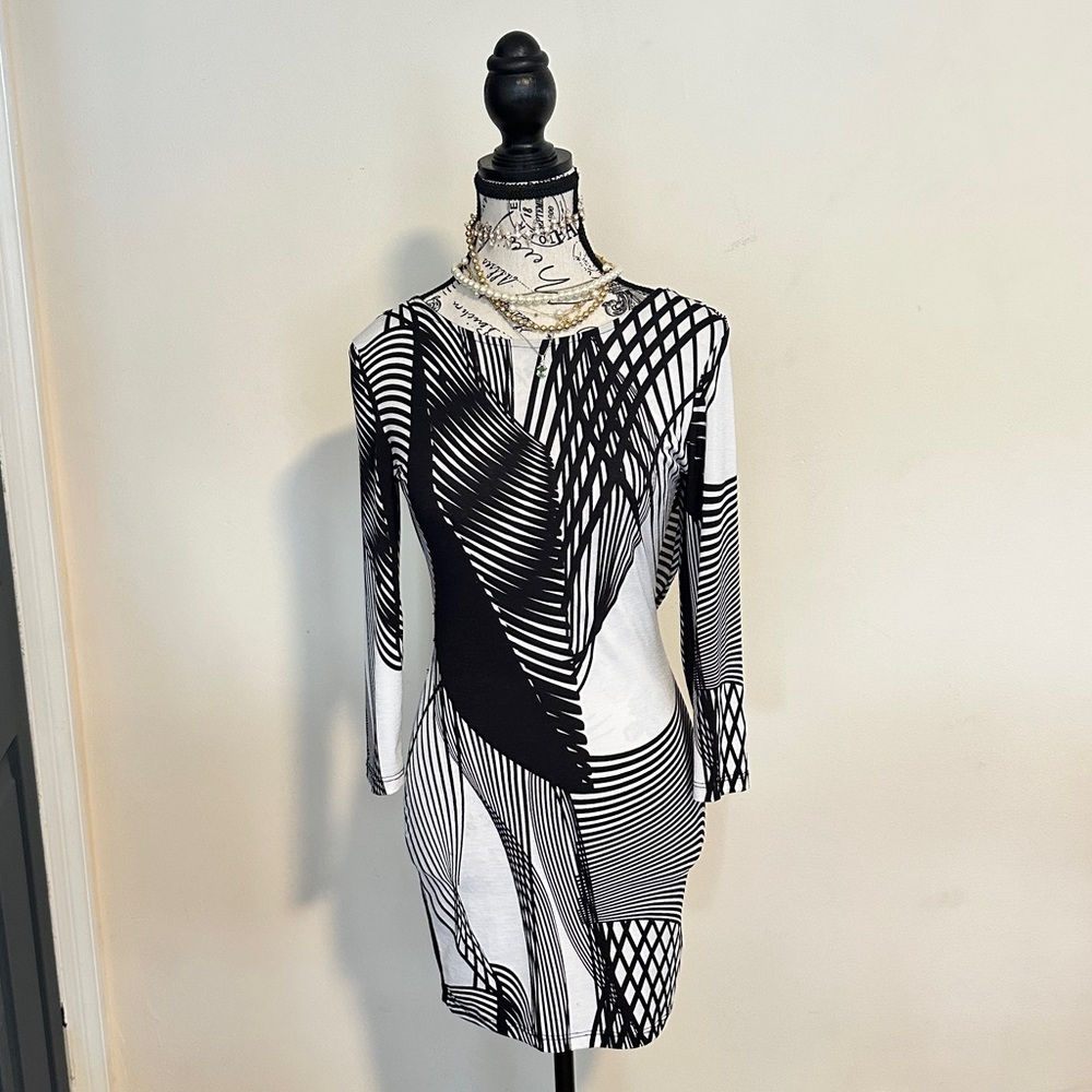 Stylish Black and White Geometric Dress with eye catching backline